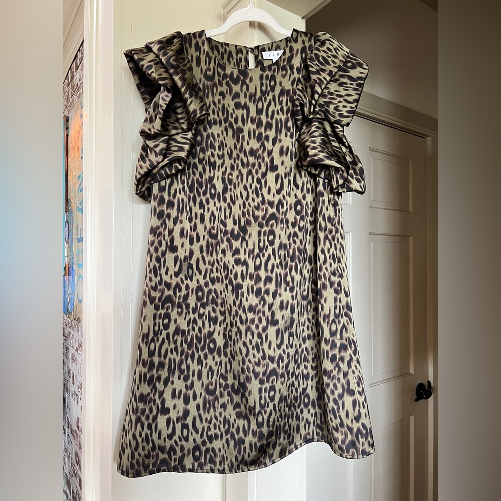 THML Medium Olive Green Leopard Shift Dress